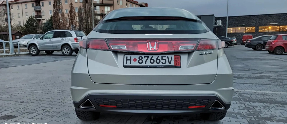 Honda Civic cena 16999 przebieg: 230300, rok produkcji 2007 z Swarzędz małe 596